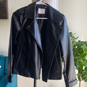 Faux leather jacket perfect Fall staple!
